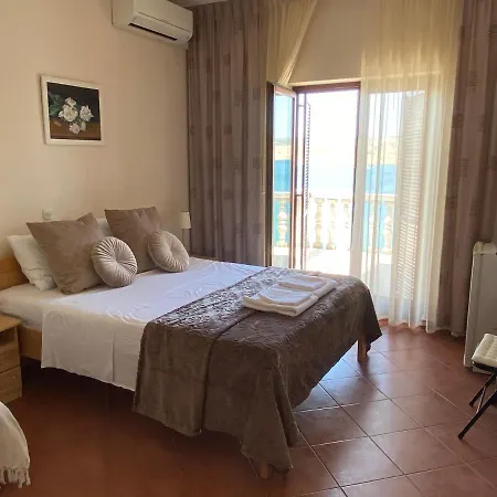 Punta 게스트하우스 3*